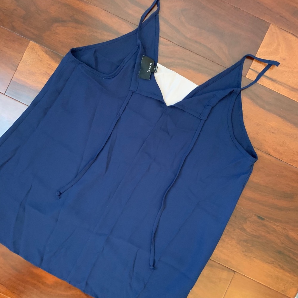 Light weight top - Picture 3 of 4